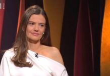 Urška Bačovnik Janša znova pokazala, kako se stoji ob strani možu v ključnih trenutkih!