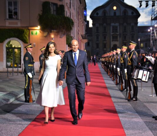 Ankete se spreminjajo in trend se obrača! Preverite kdo bi bil zmagovalec na prihajajočih volitvah!