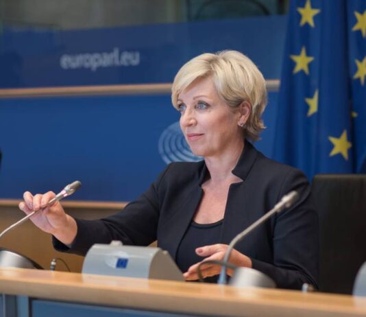 Romana Tomc: sporazumu EU – Mercosour ostro nasprotujemo, zato smo ga poslali v presojo Sodišču Evropske unije!