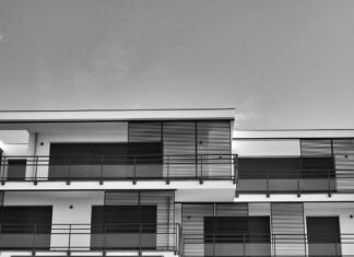 Stanovanjska kriza: razkorak med obljubami in dejanji