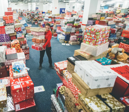 Kako je Božiček za en dan spremenil življenje tisočim starostnikom in otrokom