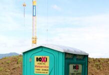 Romi kamenjali čistilca, ki sta prišla prazniti in očistiti sanitarije! Bo morala naslednjič posredovati policija?