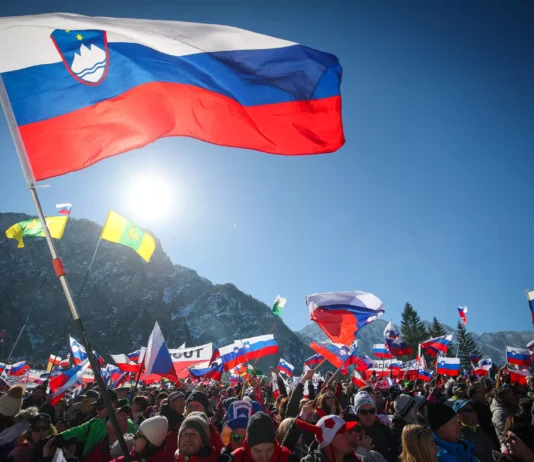 Izobesimo slovensko zastavo: nekoč smo bili enotni in tudi danes smo lahko!