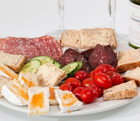 OECD razkriva: v Sloveniji in Turčji podražitev hrane najvišja!