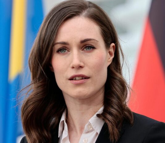 Finska premierka, Sanna Marin predstavila svojo idejo: štiridnevni delovni teden s šesturnim delavnikom