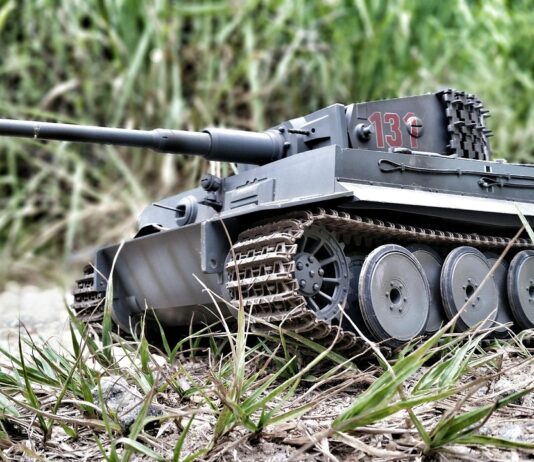 Priprava na vojno – skrivnostna, a pripravljena Nemčija in agresivna Rusija?