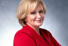 Kako je uredniška politika medija OnaPlus (Delo) razburila Ksenijo Benedetti in razgalila levo medijsko krajino