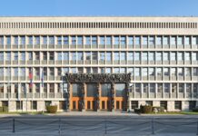 Spominska slovesnost ob obletnici smrti dr. Jožeta Pučnika