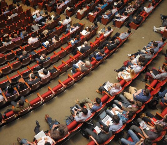 Ne zamudite mednarodne konference »Demokracija in tehnologija« – kakšna bo prihodnost demokracije?