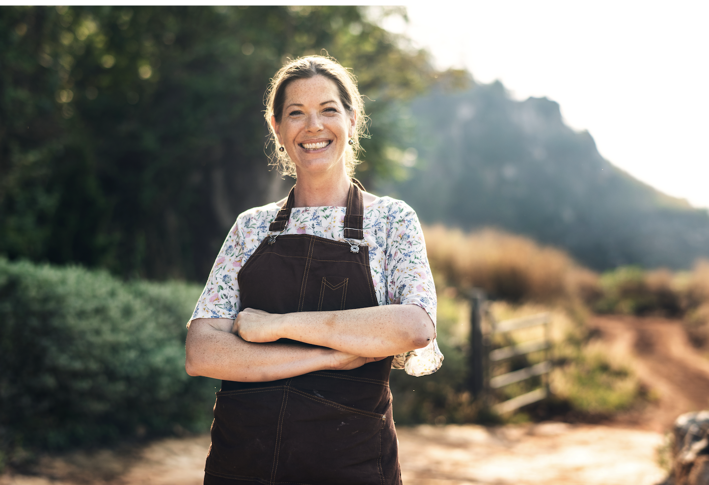 Poslanka Anja Bah Žibert s pobudo za državno odlikovanje Zveze kmetic Slovenije
