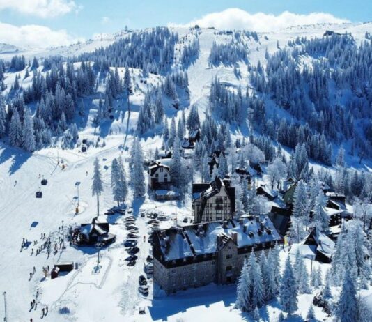 Za ceno ene karte v Avstriji smučate več dni v Bosni