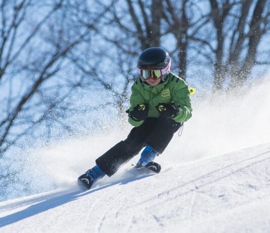 Grozljiva nesreča na smučišču Jahorina – otrok je padel iz žičnice