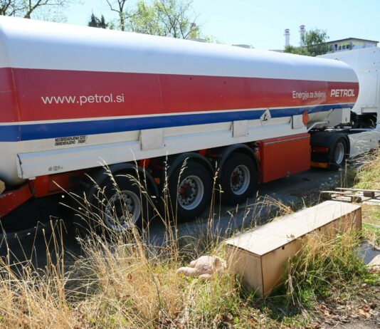 Petrol prodal 30 milijonov litrov goriva Italiji