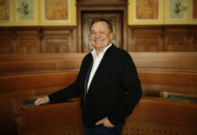 Je Nika Kovač res pozvala ljubjanskega župana Zorana Jankovića k odhodu?