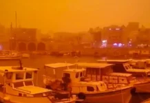 Apokaliptično nebo na Kreti: Turisti in domačini v šoku