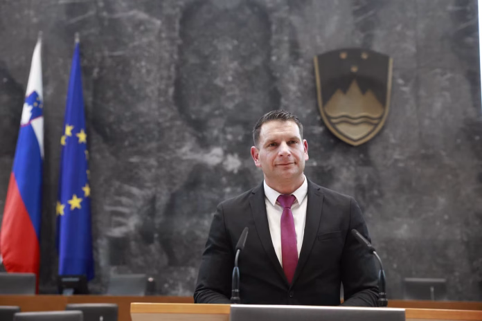 zoran-stevanovic-predsednik-drzavni-zbor-slovenija-politika-kritika_biggalleryimage