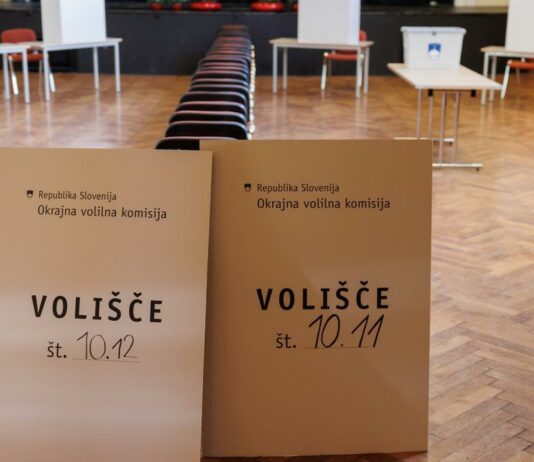 Zakaj lahko tujec voli na lokalnih volitvah v Sloveniji, Slovenec pa tega v njegovi državi ne more?