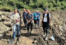 Nov premier Janša po ujmah: »Če se pomaga hitro, se pomaga dvojno« Bo v izvedbi obljub uspešnejši kot Golob?