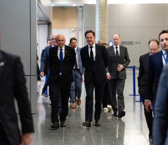 Janša na pomembnih srečanjih v Bruslju, iz Nata prišla pohvala Sloveniji in njegovemu vodenju Janša in Rutte, NATO - Facebook