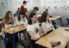 Poljska potegnila črto: Otrokom od danes prepovedani telefoni v šolah, država se je odločila udariti po digitalni zasvojenosti Poljska, chat gpt