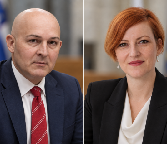Vrečko nad ministra Rončevića z besedami o »igranju z življenji otrok«, medtem pa ostaja odprto vprašanje o 8,9 milijona evrov minusa, ki ga je pustila na kulturi Rončević in Vrečko, chat gpt