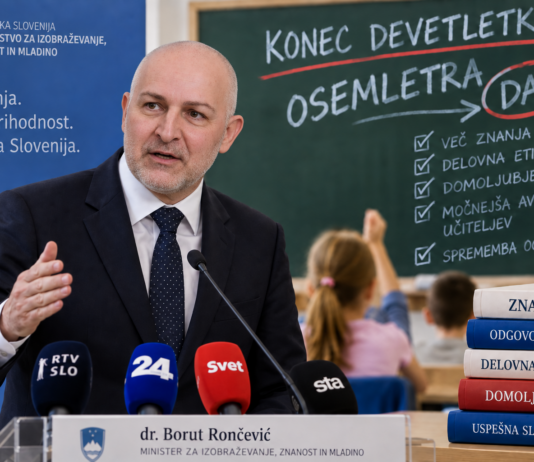 RONČEVIĆ ZAGNANO V VELIKO REFORMO ŠOLSTVA: Konec devetletke, vrača se OSEMLETKA! Minister: »Odločitev je dokončna, ni popuščanja« minister Rončević, chat gpt