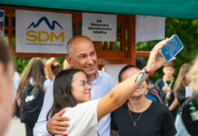 Stična znova navdušila: 5600 mladih, izjemno vzdušje in odmeven obisk Janeza Janše vir / radio Ognjišče